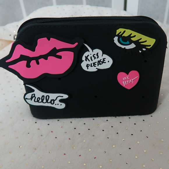 Betsey Johnson Handbags - Betsey johnson Mix and match cosmetics bag